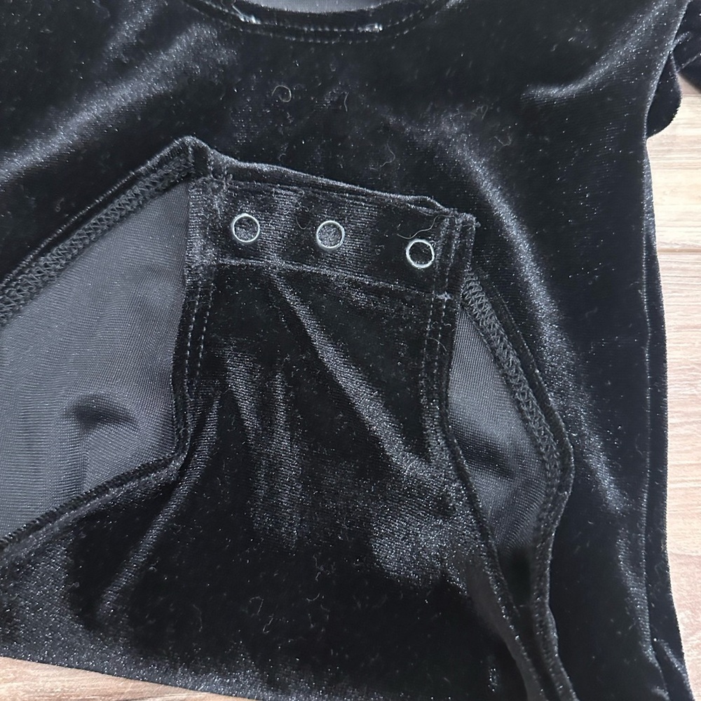 Noralee Black Star Long Sleeve Leotard Size 2T LIKE NEW - Picture 7 of 7